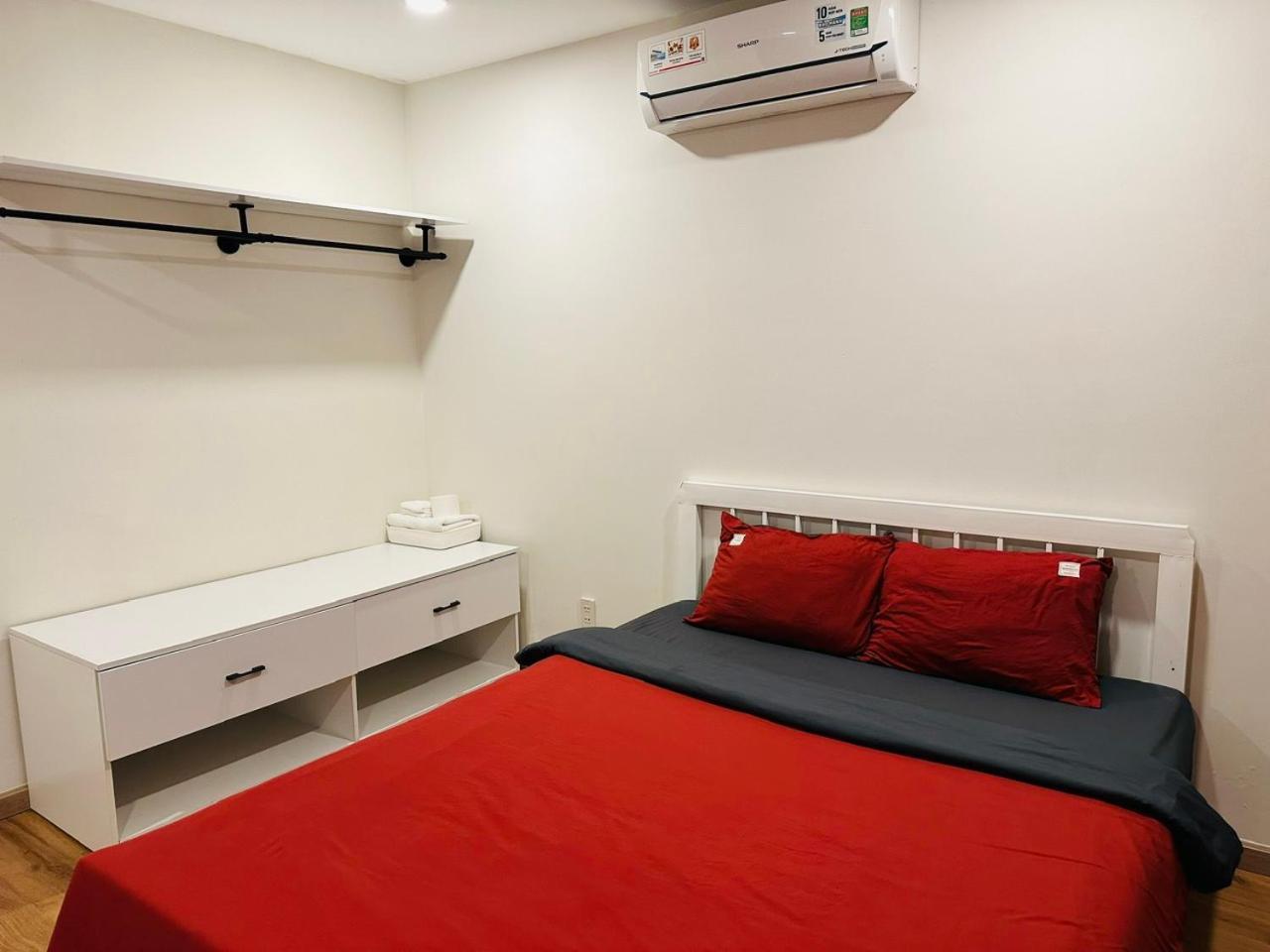 B786 Airport Aparthotel